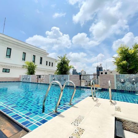 Aspira Hana Executive Apartment Thonglor Bangkok Exteriör bild