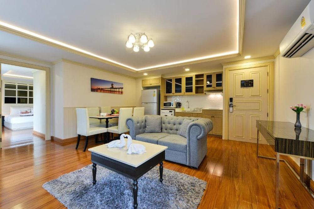Aspira Hana Executive Apartment Thonglor Bangkok Exteriör bild