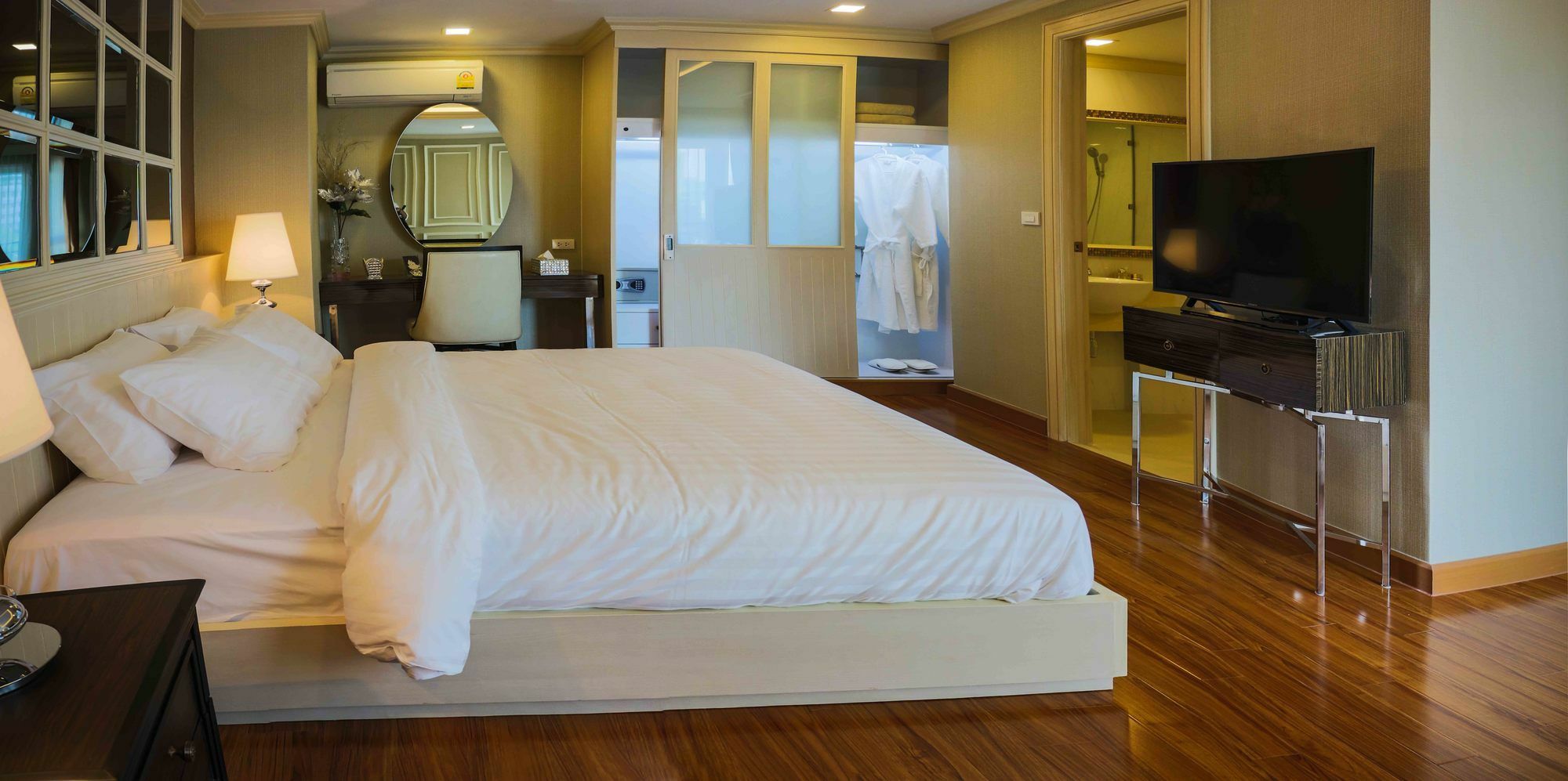 Aspira Hana Executive Apartment Thonglor Bangkok Exteriör bild